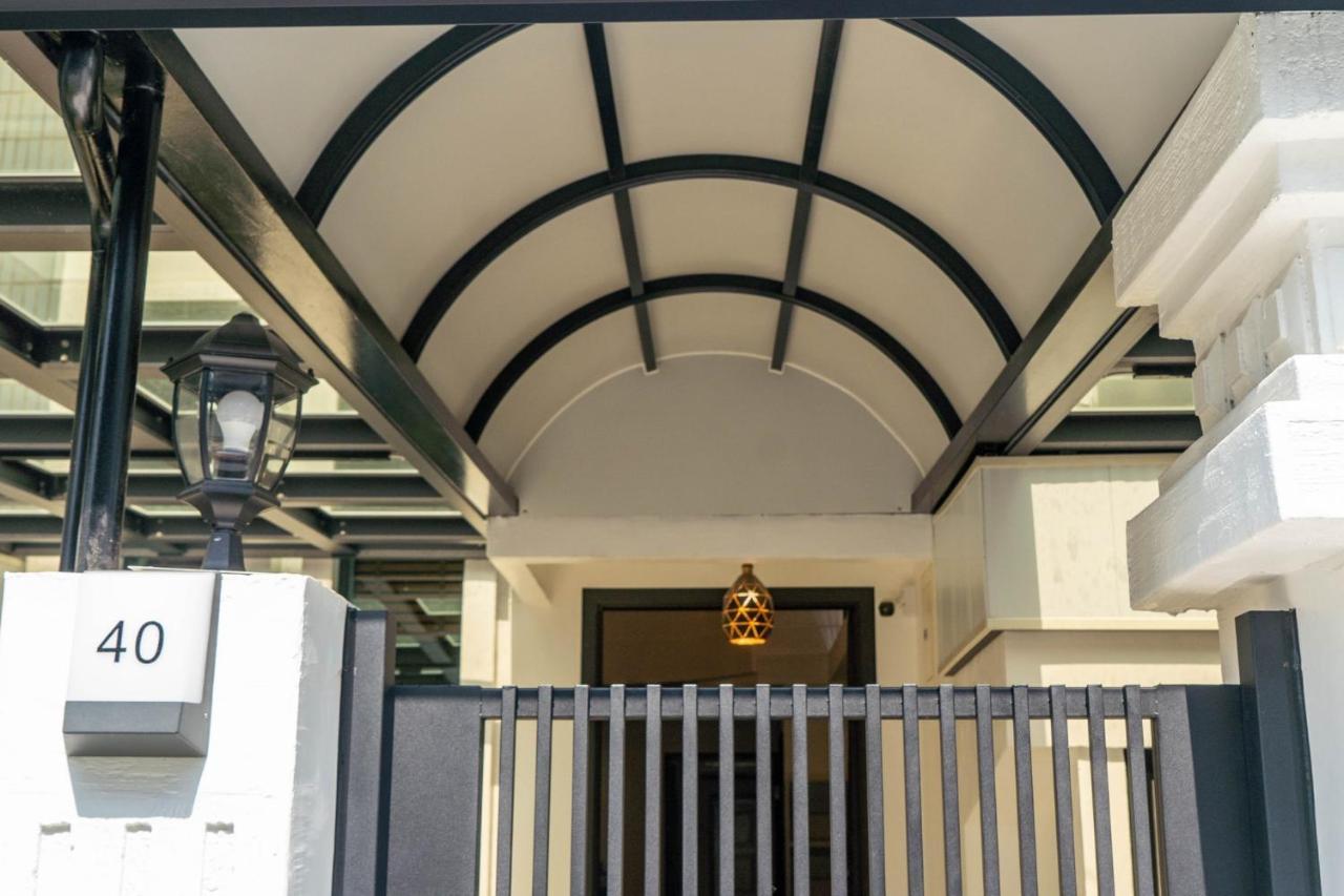 Flower House Tainan Exterior photo